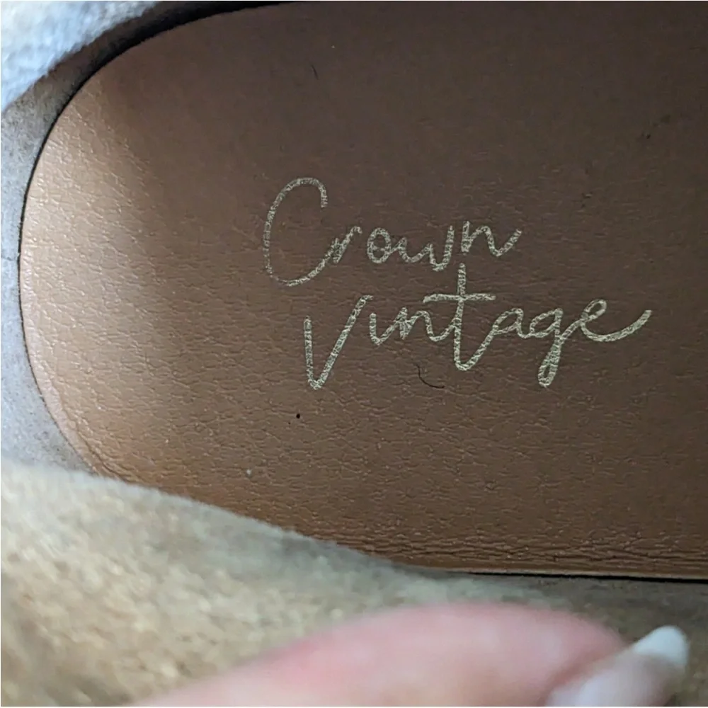 Crown Vintage Tan Sneakers with Suede Finish - Picture 2 of 11